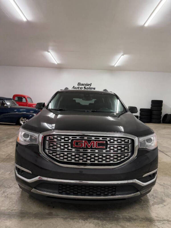 2017 GMC Acadia Denali