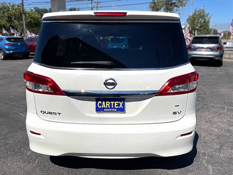 2012 Nissan Quest