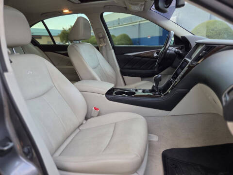 2014 Infiniti Q50 Premium