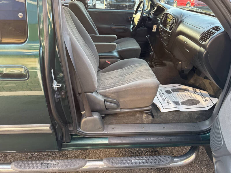 2004 Toyota Tundra SR5