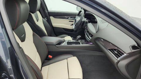 2025 Cadillac CT5 Sport