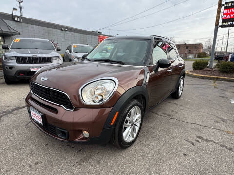 2014 MINI Countryman for sale at Valley Auto Finance in Girard OH