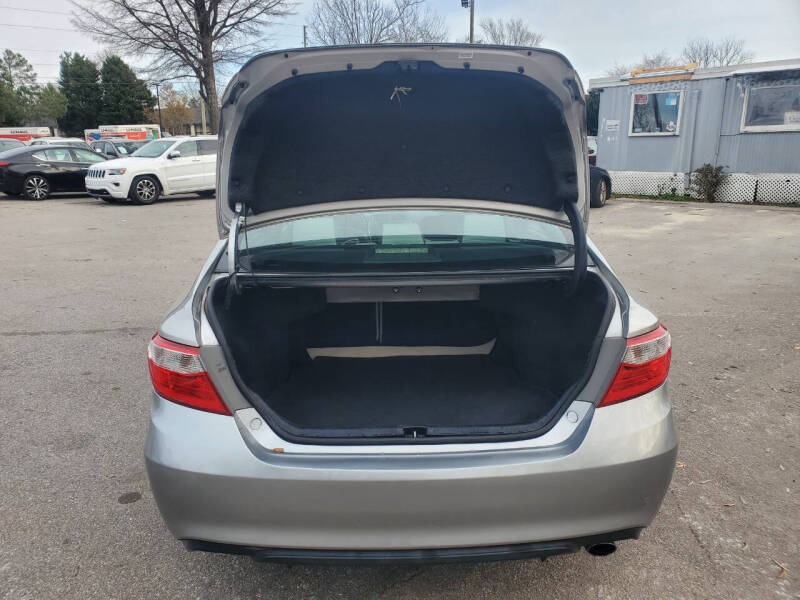 2015 Toyota Camry SE