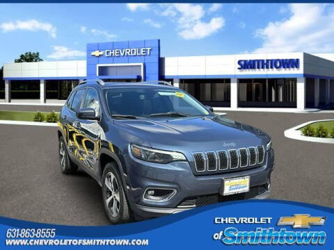 2020 Jeep Cherokee for sale at CHEVROLET OF SMITHTOWN in Saint James NY