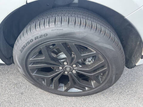 2020 Land Rover Range Rover Evoque R-Dynamic SE