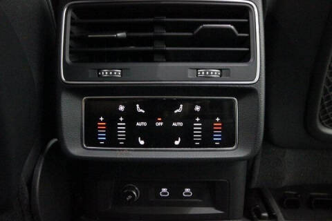 2022 Audi Q7 quattro Premium Plus 45 TFSI