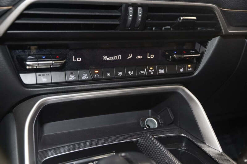 2024 Mazda CX-90 Plug-in Hybrid Premium