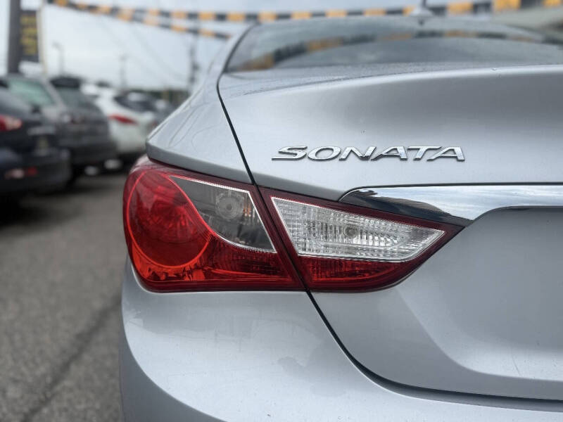 2012 Hyundai Sonata SE