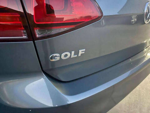 2015 Volkswagen Golf TSI S