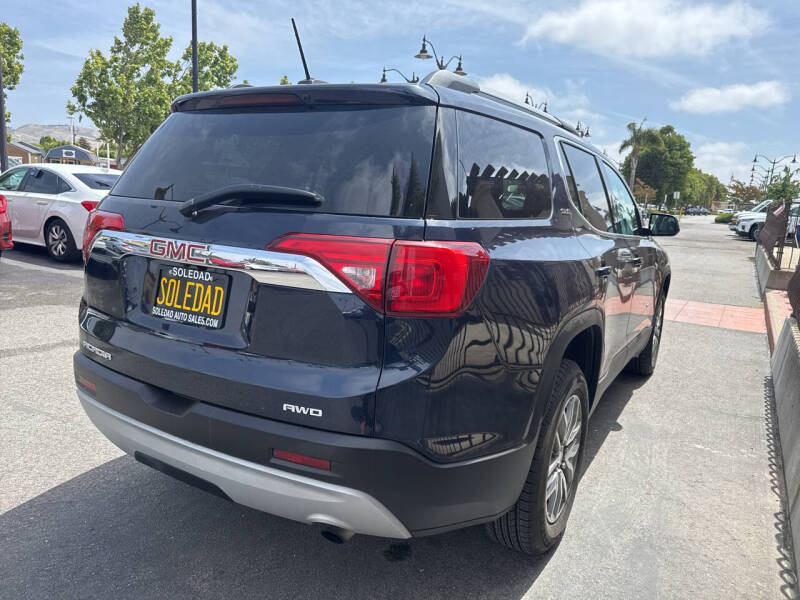 2017 GMC Acadia SLE-2