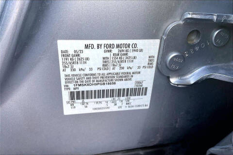 2023 Ford Explorer XLT