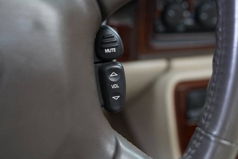 2002 Cadillac Escalade