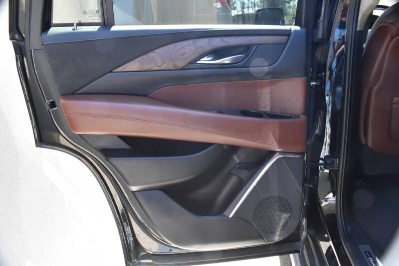 2019 Cadillac Escalade Luxury