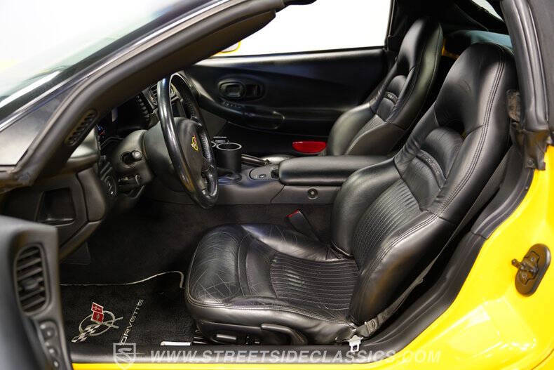 2004 Chevrolet Corvette