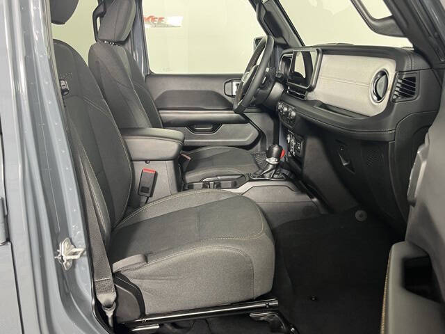 2024 Jeep Wrangler Sahara 4xe