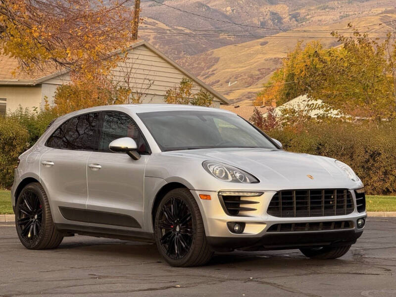 2016 Porsche Macan S