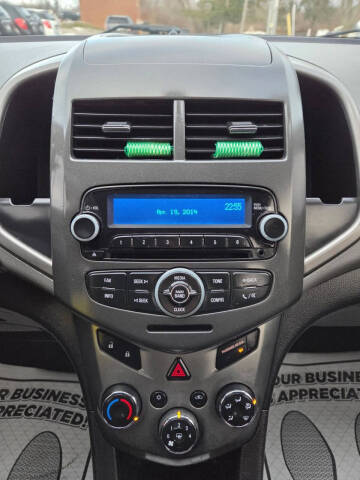 2015 Chevrolet Sonic LT Auto