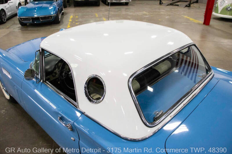 1957 Ford Thunderbird