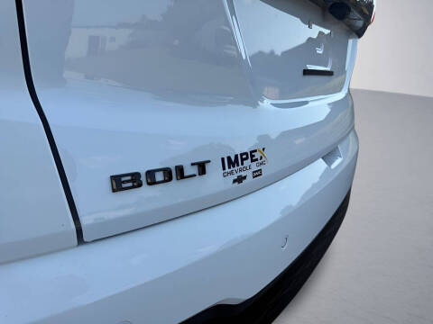 2027 Chevrolet Bolt LT