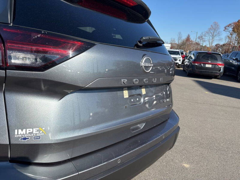 2024 Nissan Rogue SV