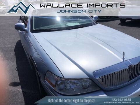 2009 Lincoln Town Car for sale at WALLACE IMPORTS OF JOHNSON CITY in Johnson City TN