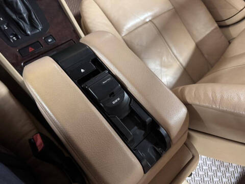 2001 BMW 7 Series 740iL