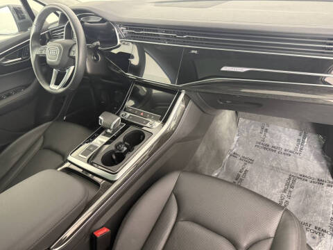 2023 Audi Q7 quattro Premium Plus 45 TFSI