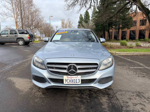 2016 Mercedes-Benz C-Class
