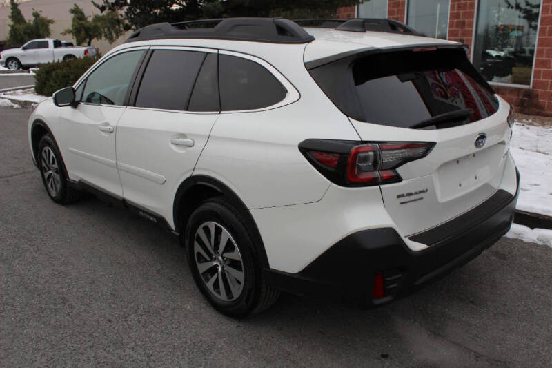 2022 Subaru Outback Premium