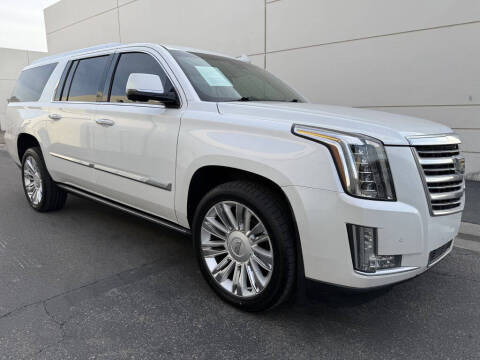 2016 Cadillac Escalade ESV Platinum