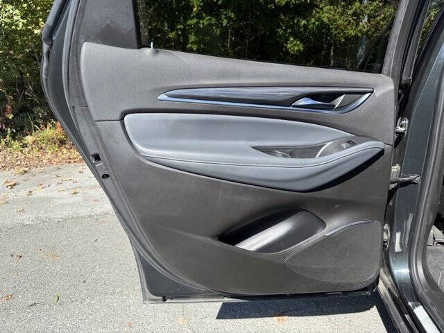 2021 Buick Enclave Essence