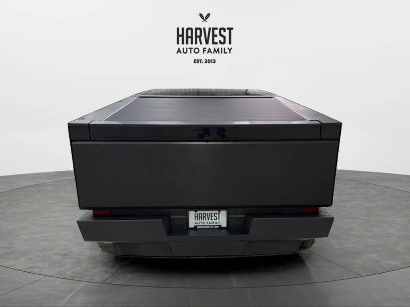 2024 Tesla Cybertruck