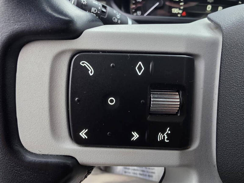 2023 Land Rover Defender 110 X-Dynamic SE