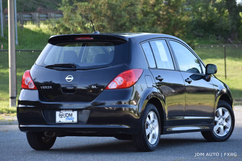 2011 Nissan Versa 1.8 S