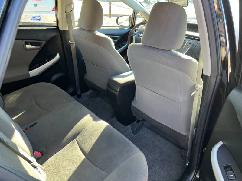 2014 Toyota Prius Two