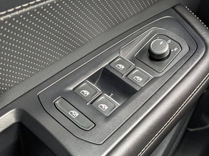 2024 Volkswagen Atlas SE