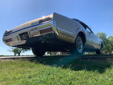 1967 Oldsmobile Delta Eighty-Eight