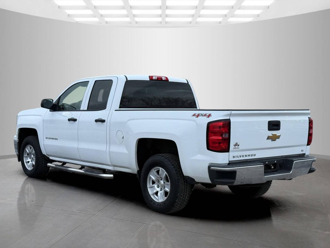 2014 Chevrolet Silverado 1500 for sale at Used Cars Toledo in Oregon, OH