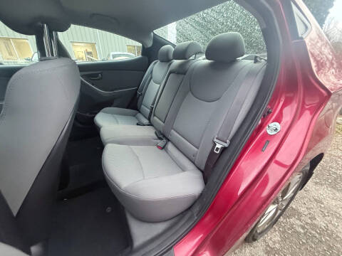 2015 Hyundai Elantra SE