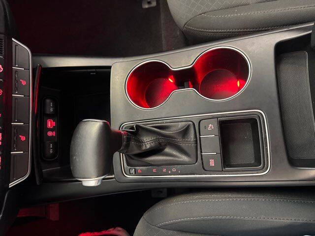 2020 Kia Sorento S V6