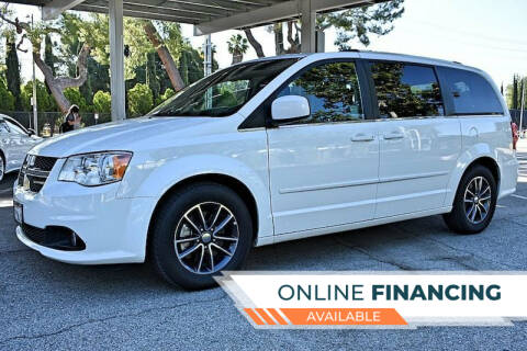 2017 Dodge Grand Caravan for sale at VCB INTERNATIONAL BUSINESS in Van Nuys CA