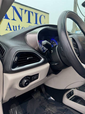 2017 Chrysler Pacifica Limited