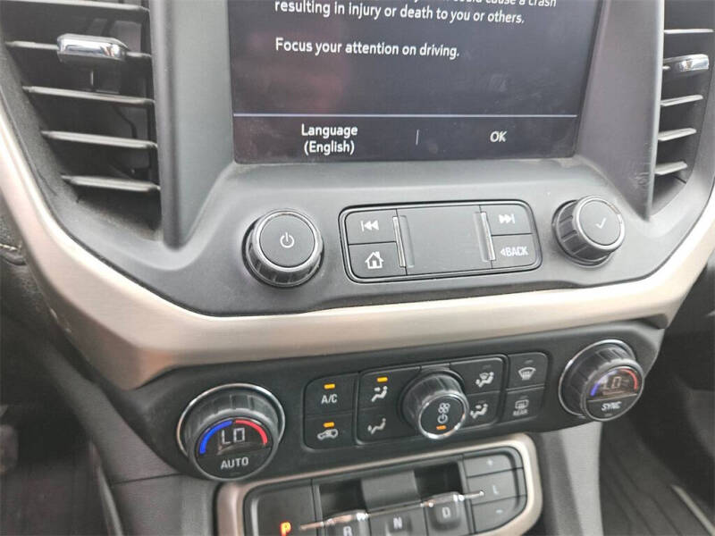 2021 GMC Acadia Denali