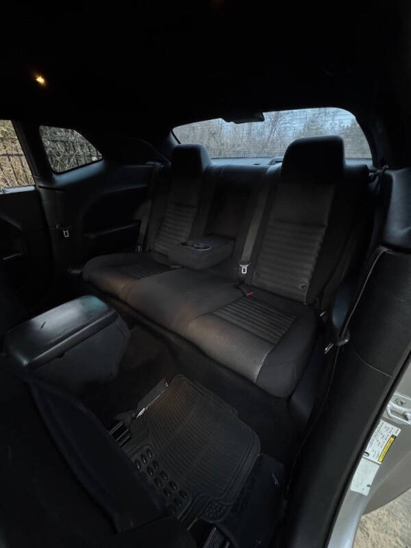 2013 Dodge Challenger SXT