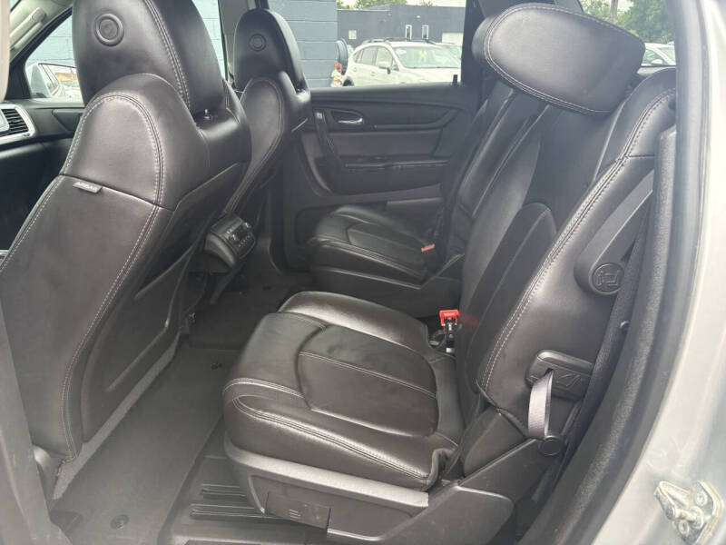 2016 GMC Acadia SLT-1