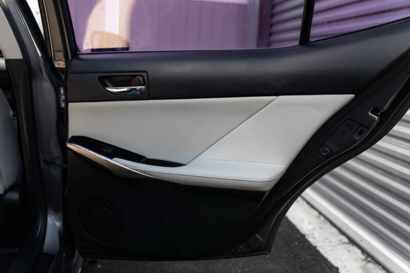 2014 Lexus IS 250