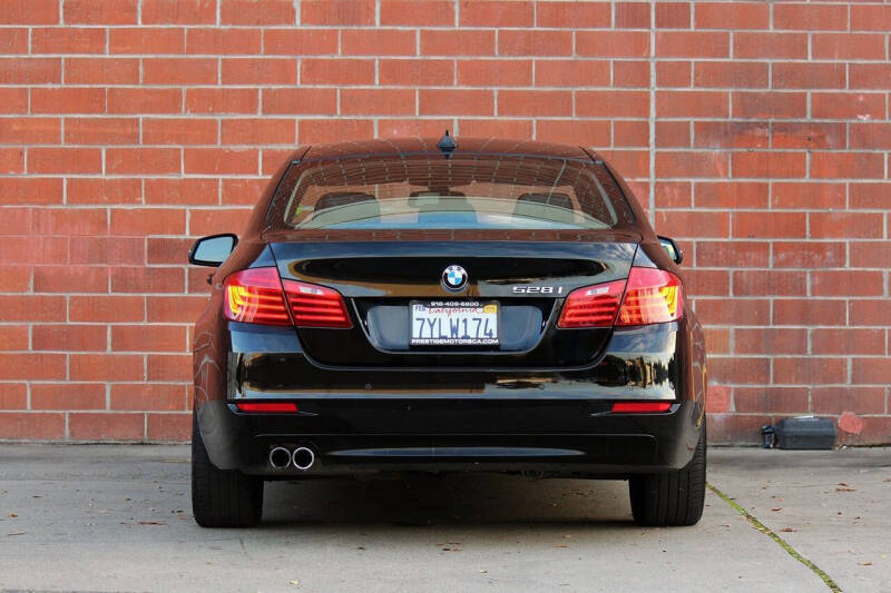 2014 BMW 5 Series 528i