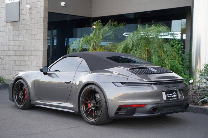 2024 Porsche 911 Carrera GTS