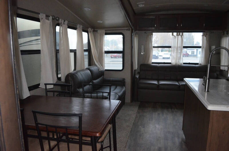 2019 Forest River Cedar Creek