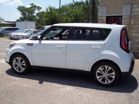 2016 Kia Soul +
